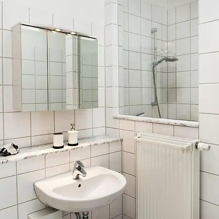 Alte Kino In - * Barth